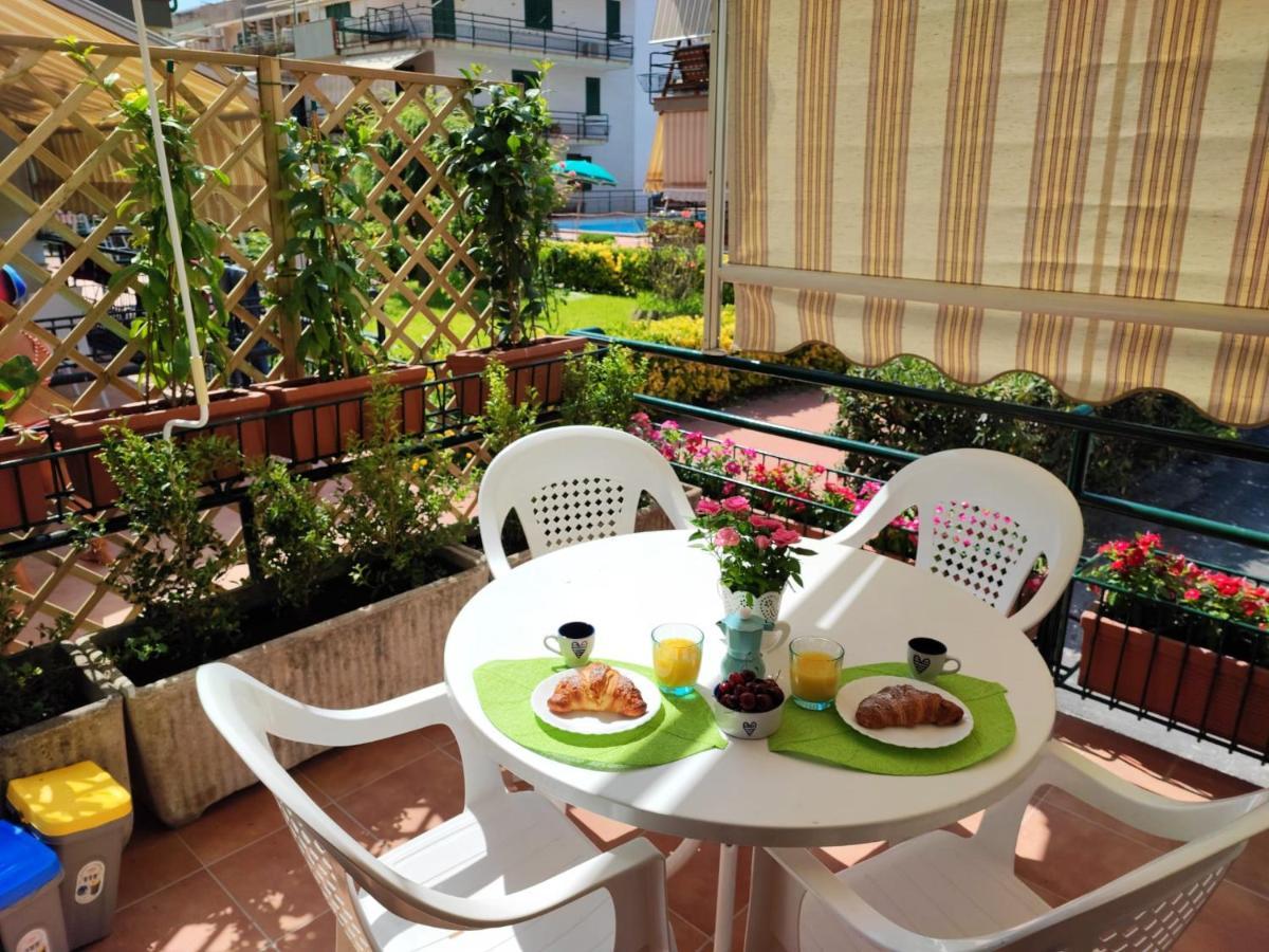 Sea Garden, Fronte Mare Con Piscina Apartment Mascali Exterior photo