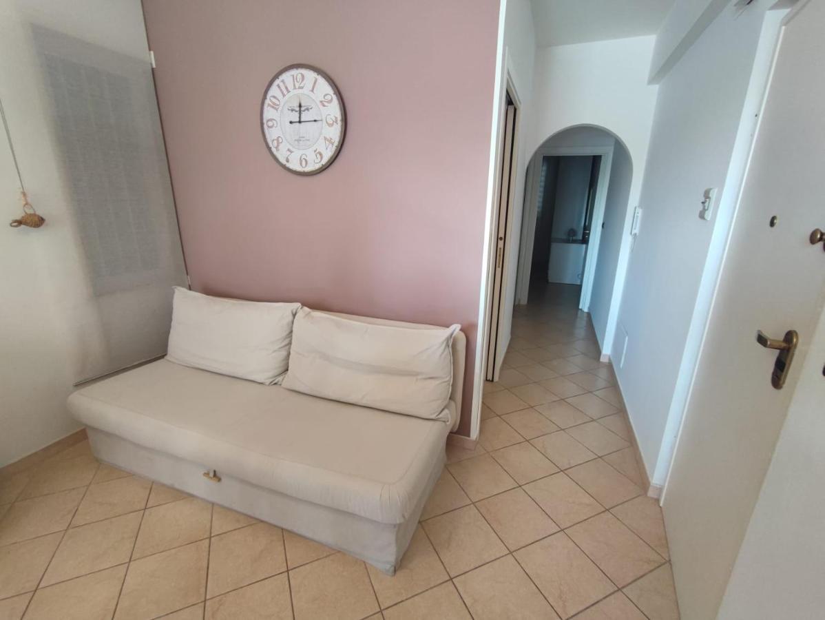 Sea Garden, Fronte Mare Con Piscina Apartment Mascali Exterior photo