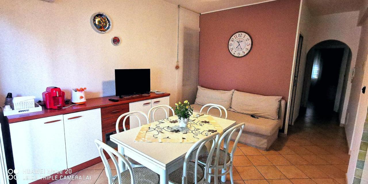 Sea Garden, Fronte Mare Con Piscina Apartment Mascali Exterior photo